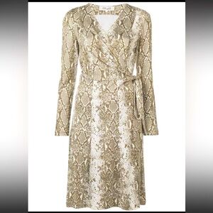 DIANE VON FURSTENBERG DVF ELOWEN PYTHON OLIVE PRINT 100% SILK WRAP DRESS Small
